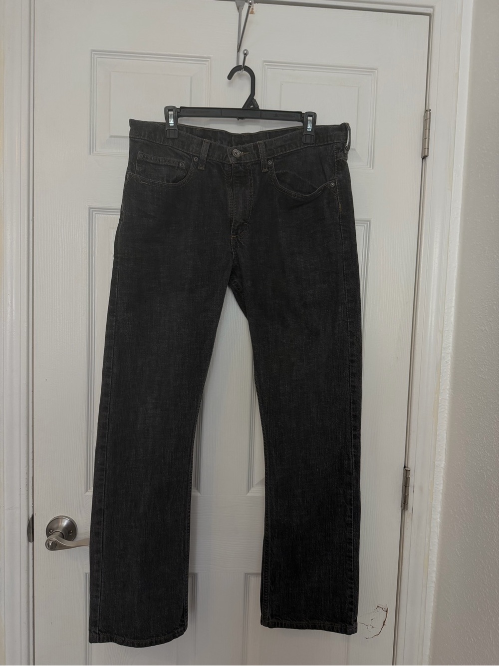 Wrangler Men's Black Straight Jeans